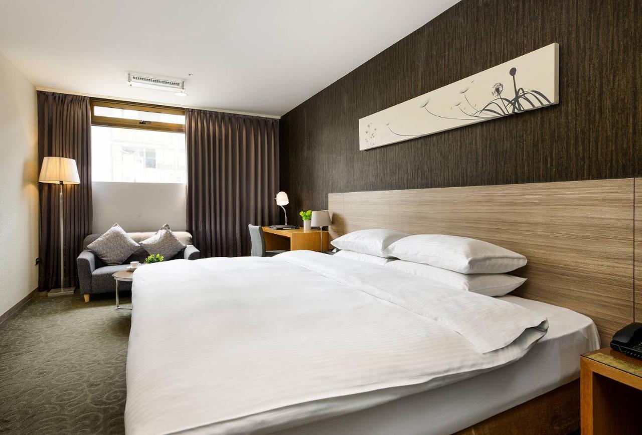Beacon Hotel Taichung Exterior foto