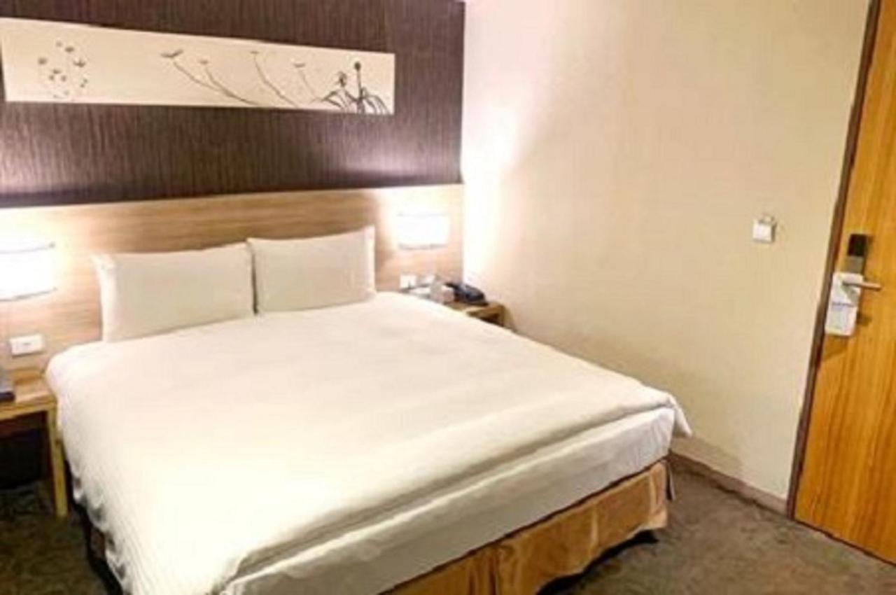 Beacon Hotel Taichung Exterior foto
